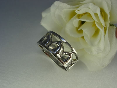 シルバー925 〔馬九行駆〕リングジュエリー Ⅲsv534 - 御徒町の宝石屋