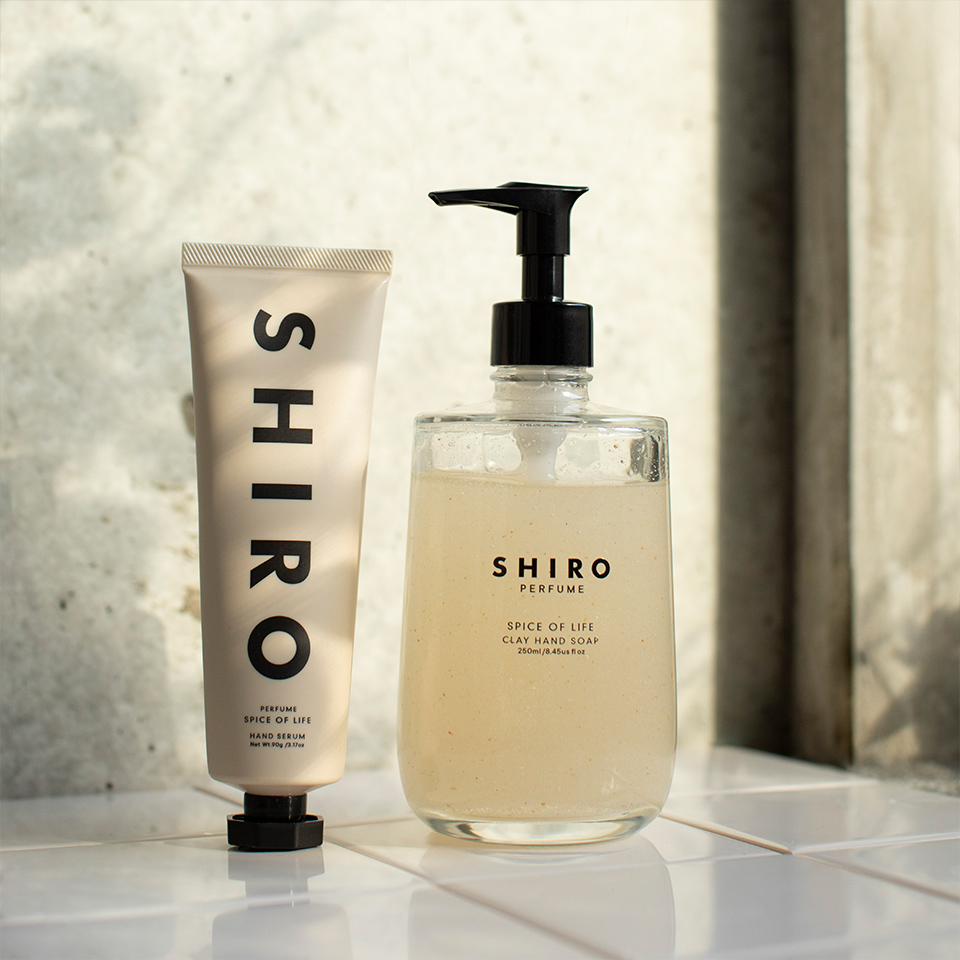パフュームハンドケアキット（クレイハンドソープ＆ハンド美容液