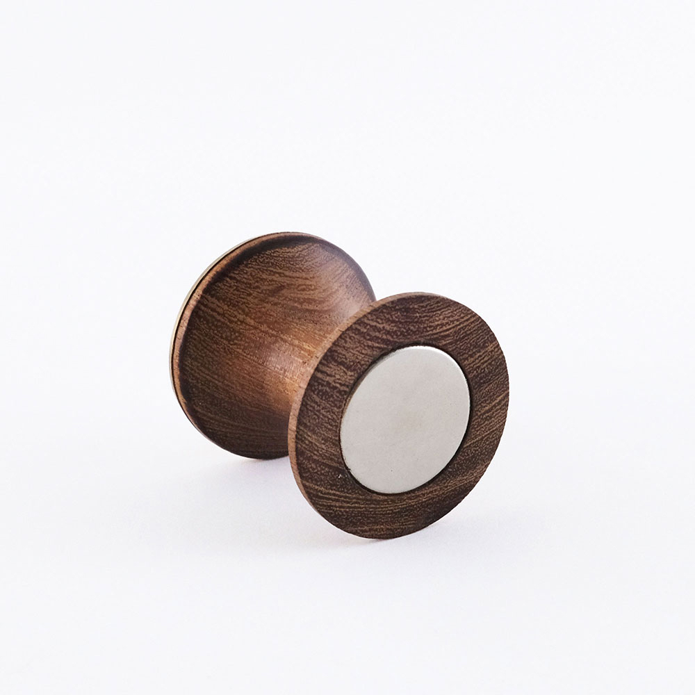 木とBRASSのマグネットフック ラージ | shesay(志成販売)｜インテリア