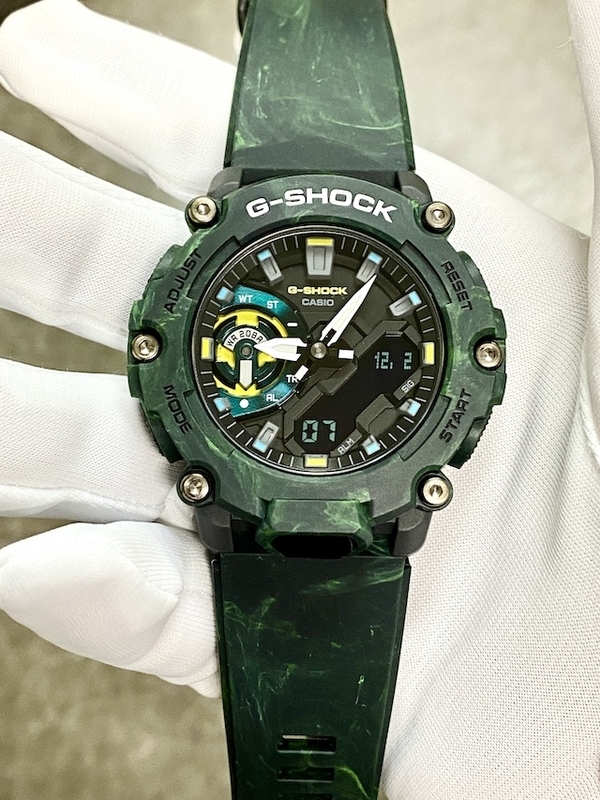 幻想的な【G-SHOCK GA-2200MFR】森 | 欲しいっなかいしうブログ