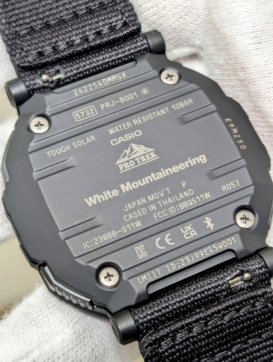 ホワイト【プロトレック PRJ-B001WM-1JR】マウンテニアリング | 欲しい