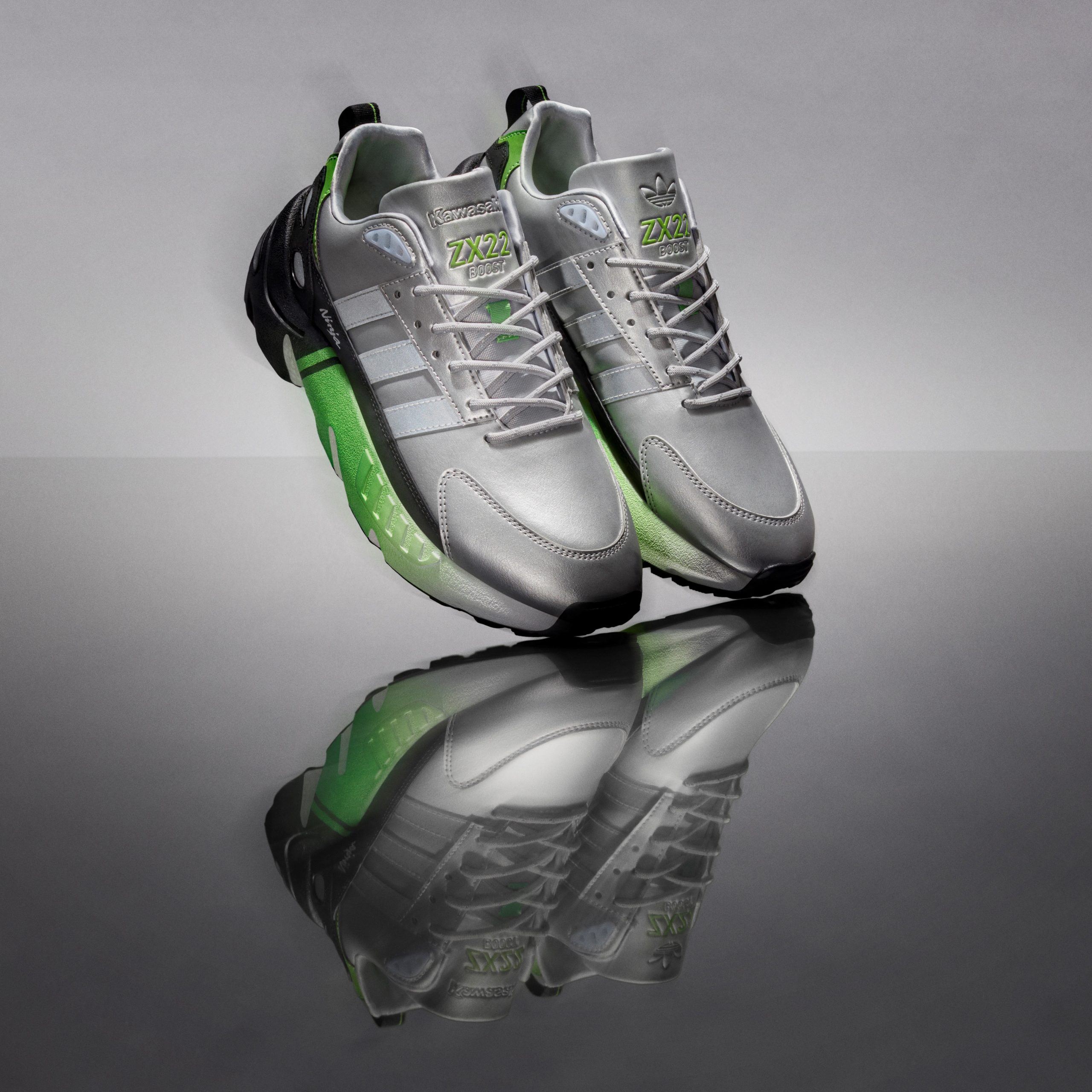 アディダス オリジナルス」×「カワサキ」の再コラボレーションが実現