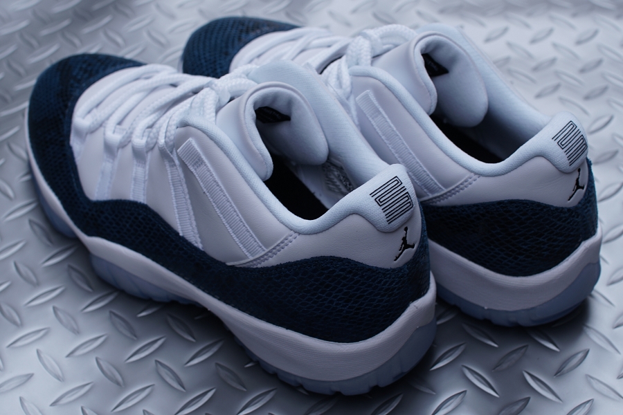 AIR JORDAN 11 LOW SNAKESKIN(エアジョーダン 11 スネークスキン)写真