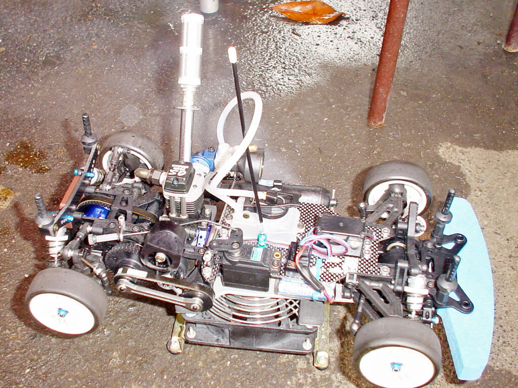 006 KYOSHO V-ONE S いまさら4st ケチケチ大作戦！'09 01 | Road To