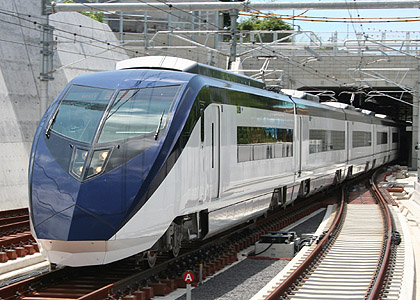 座席探訪 京成AE形 新型「スカイライナー」