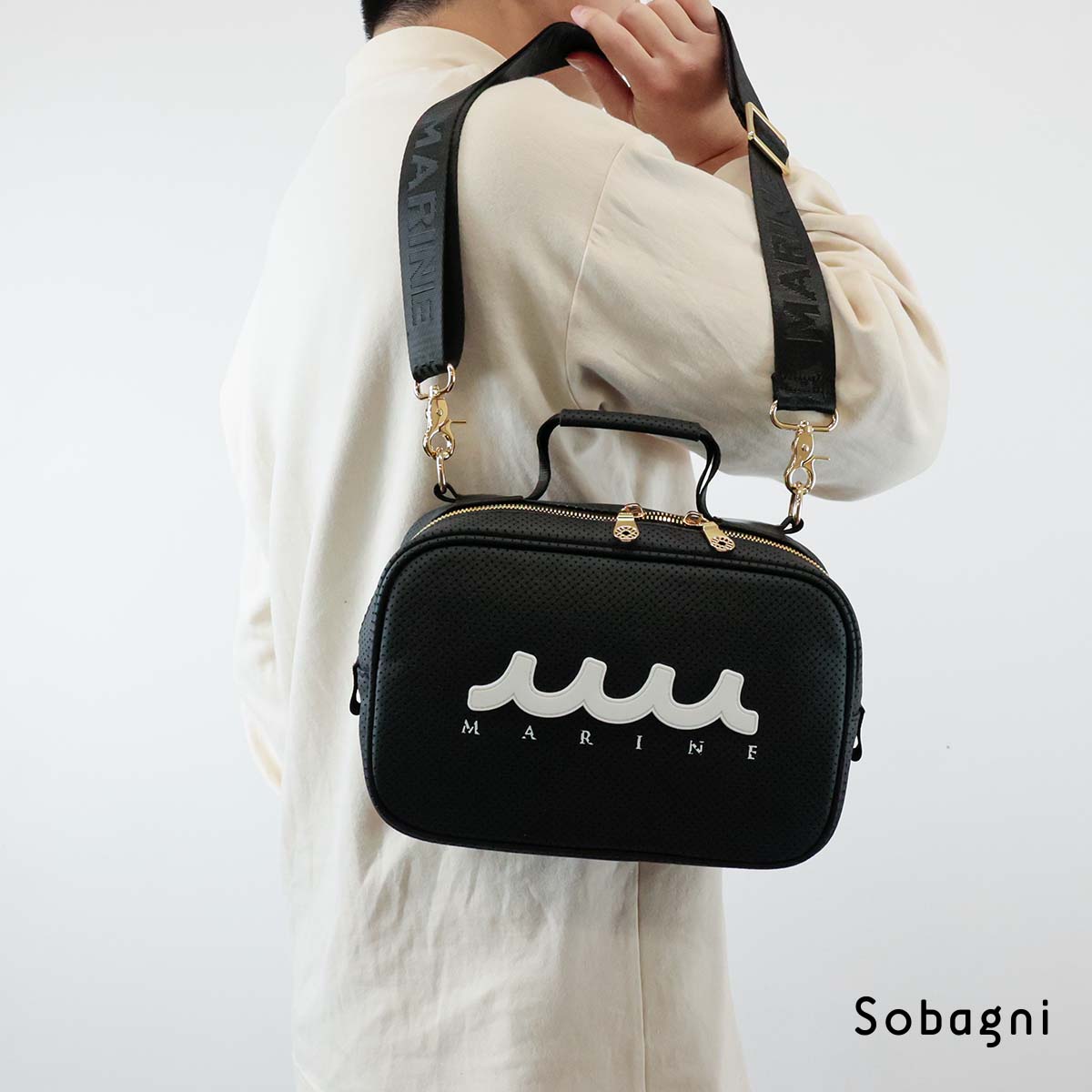 muta marine ムータ パンチングエシカル合皮ショルダーポーチ