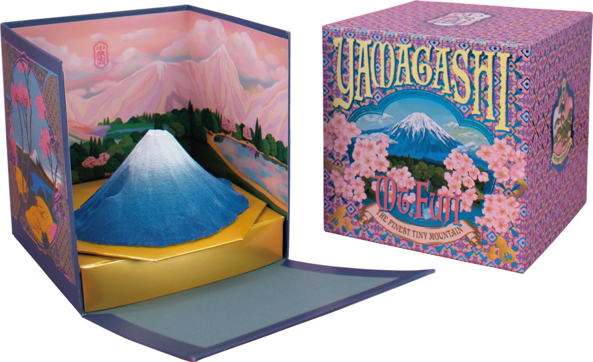 杉咲 花が表紙を飾る『装苑』2024年1月号の特集は「多才な人の多彩な