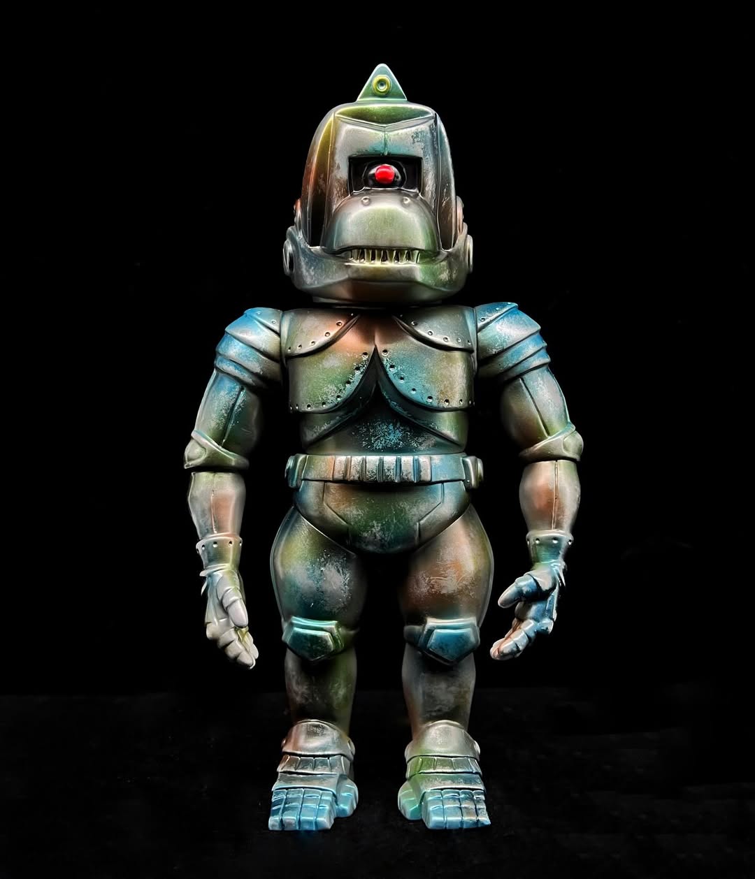 墓場の画廊にて開催される「変身セヨ！スペクトルマン展」にて