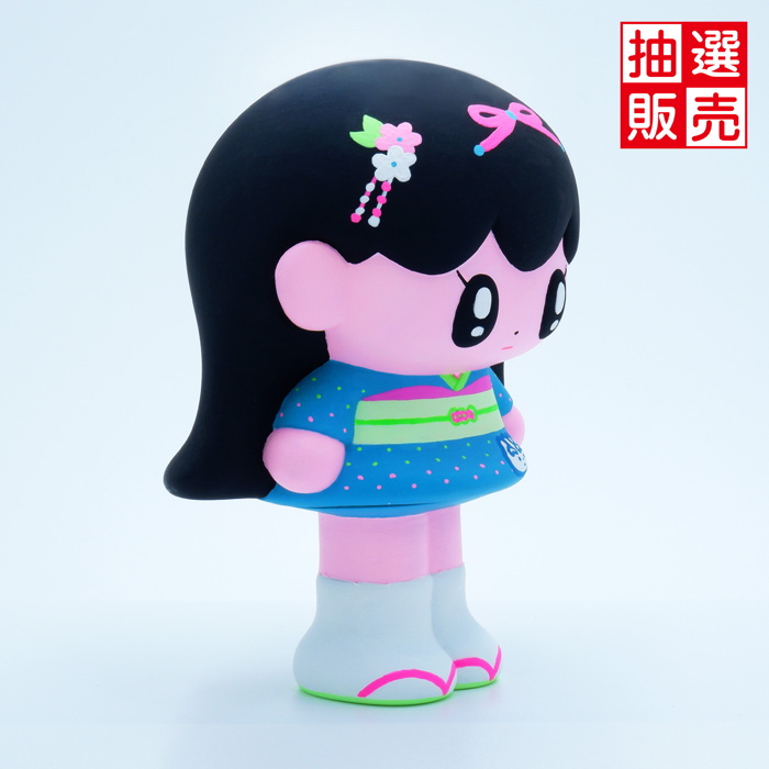 週末よりVINYLがイラストレーター・モニョチタポミチ氏の