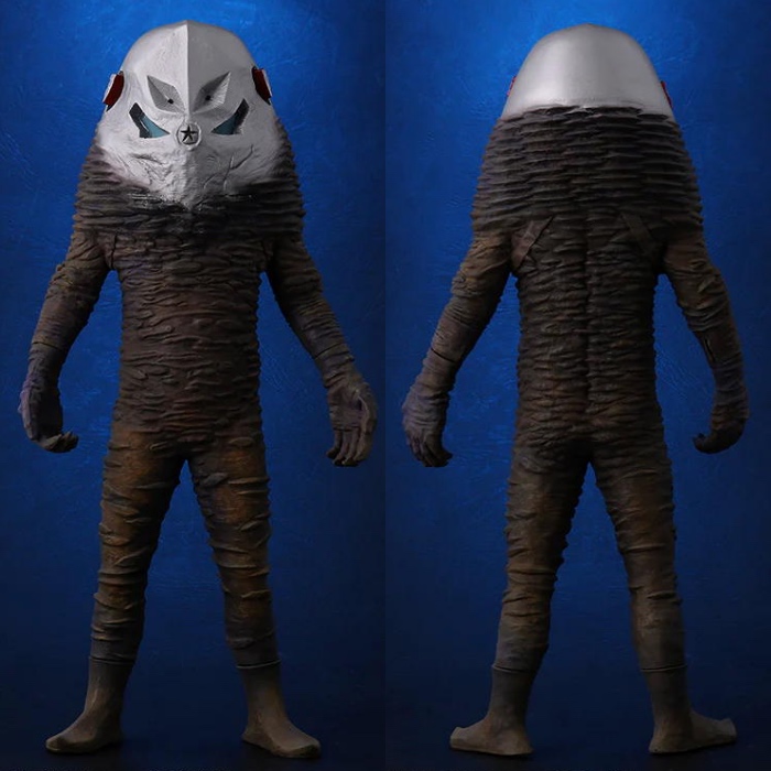 映画で注目を集めた「にせウルトラマン」＆「ザラブ星人」がセットに