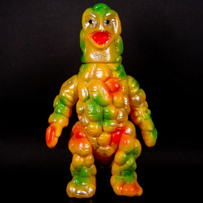 ブルマァクの『帰ってきたウルトラマン』特集に「シュガロン(イエロー