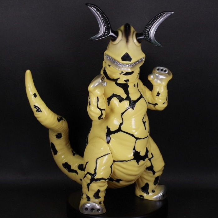 PLANET Xから「ウルトラ怪獣」最新作として「エレキング」が世界初登場