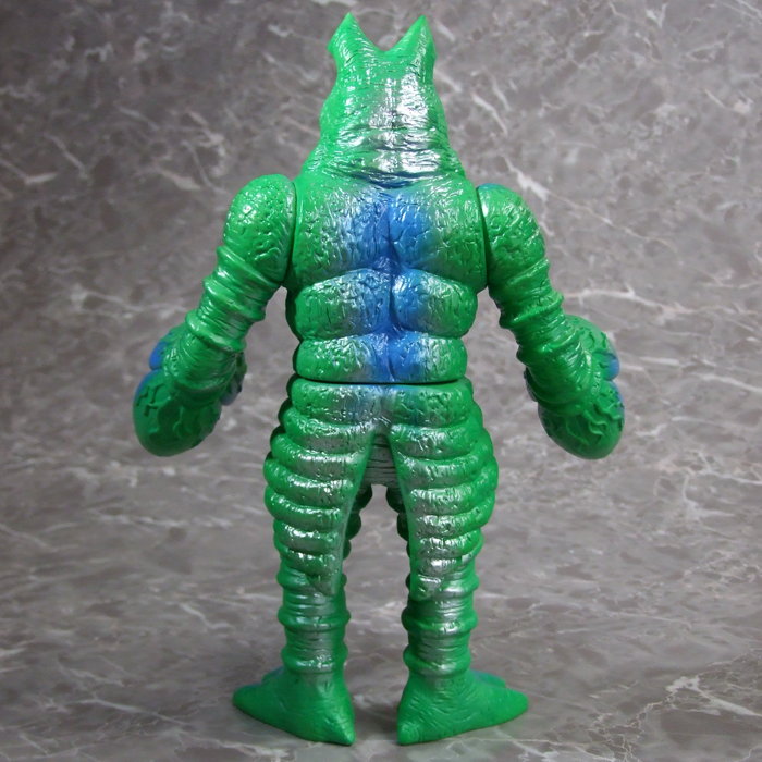 名古屋に「楳図かずお版「ウルトラマン」ソフビシリーズ バルタン星人