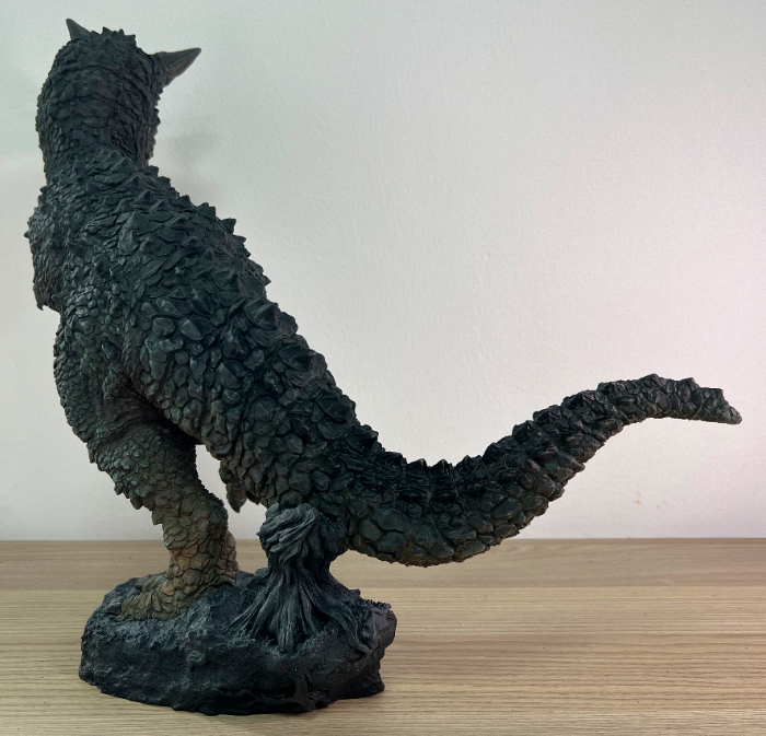 グリューツィラボからねんど星人氏デザイン＆造形「カルノタウルス