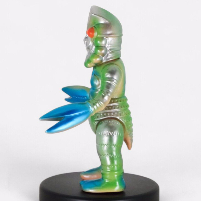 ブルマァク製「バルタン星人」の「レトロカラーグリーン」は注目