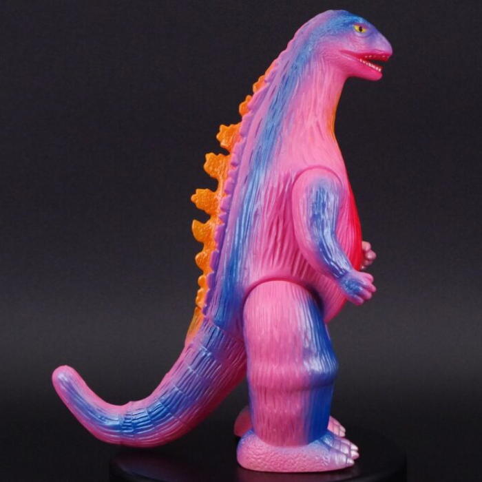 ブルマァクの「ゴジラ」が眩しいピンク成型になって新登場！ | sofvi.tokyo