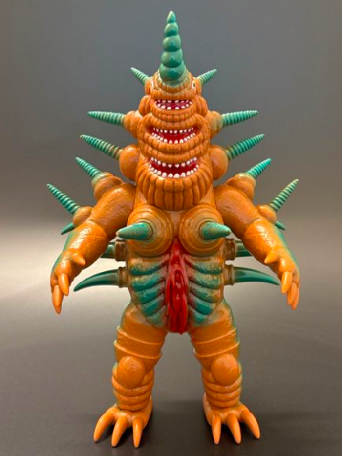 Y・MSFの「ウルトラソフビシリーズ」第8弾「合体怪獣プラズマ」が待望