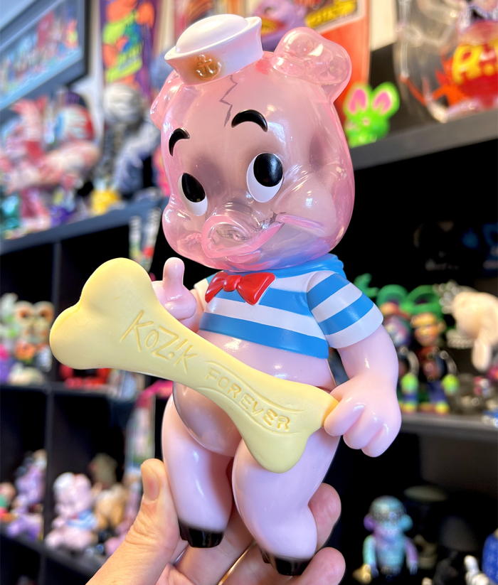 BlackBook ToyからFrank Kozikの「Piggums Inner Skull」新作登場