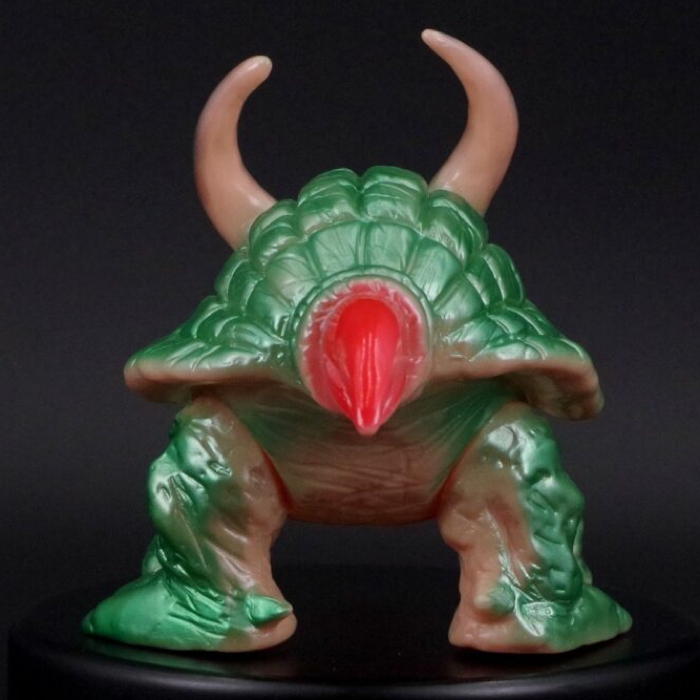 ブルマァクの「マンション怪獣キングストロン」が出現！ | sofvi.tokyo