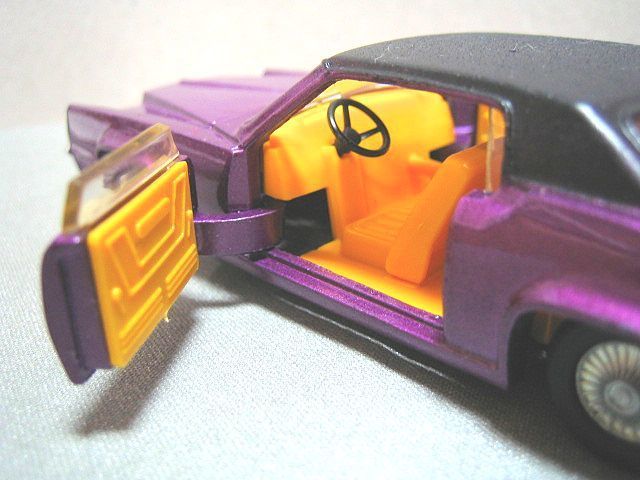 キャデラック・エルドラド by ディンキー<br>dinky england 175