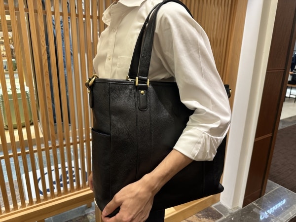 sotのド定番ZEBUレザー2wayトートバッグ | sot（ソット）公式サイト