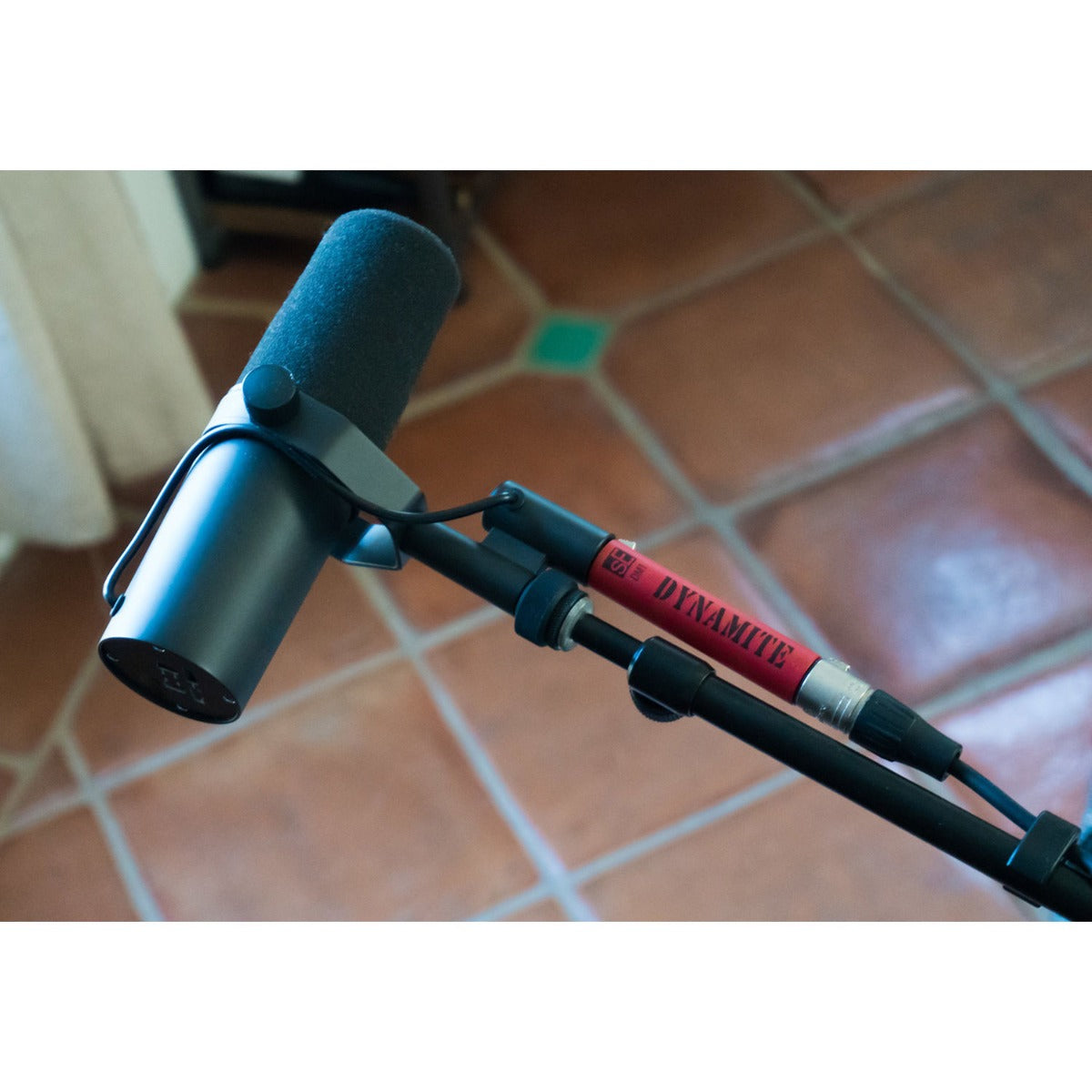 sE Electronics DM1 Dynamite | Preamps | Soundium