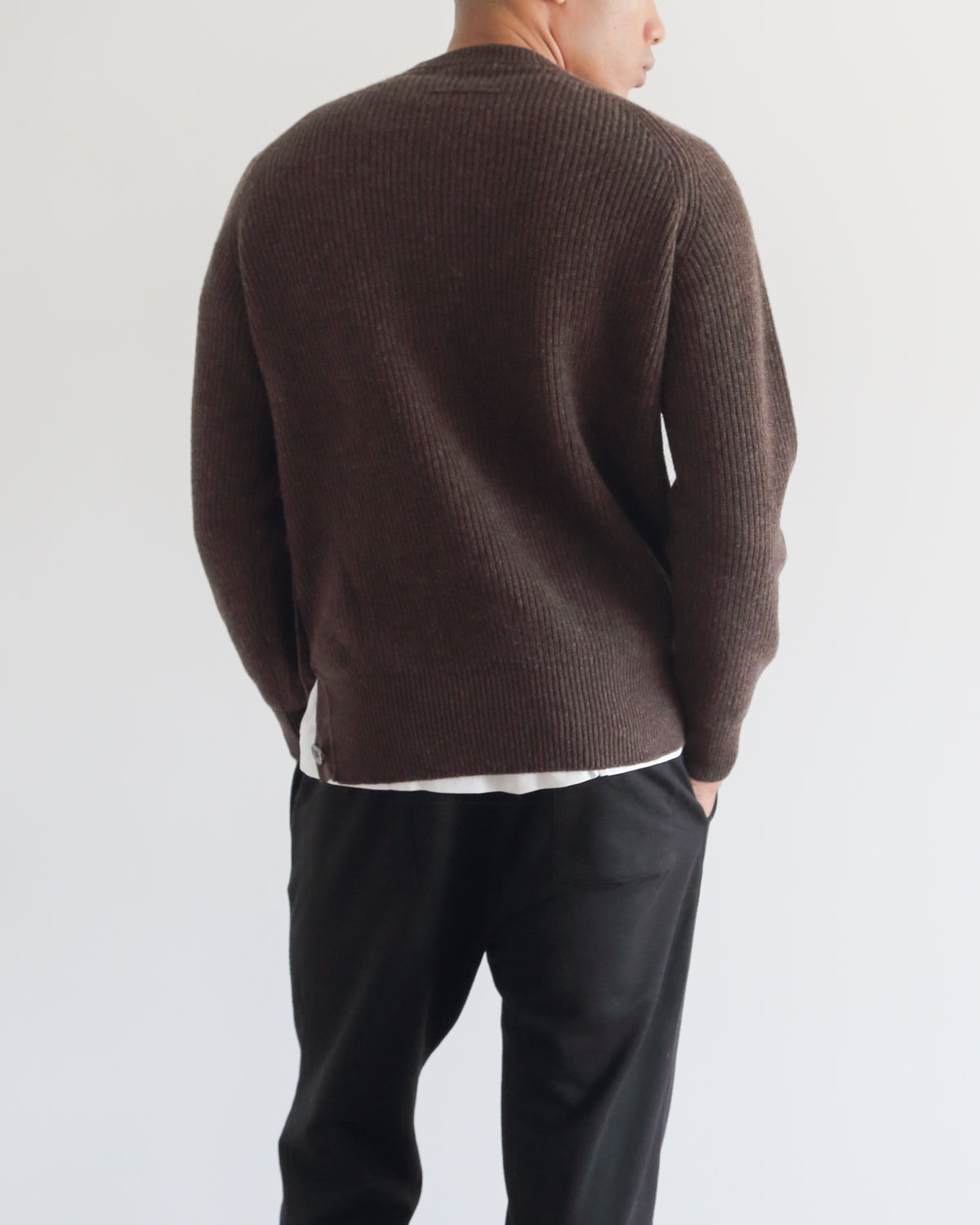 UNISEX】7G片畦編み ファインメリノウール サイド釦クルーネック SL9W-712