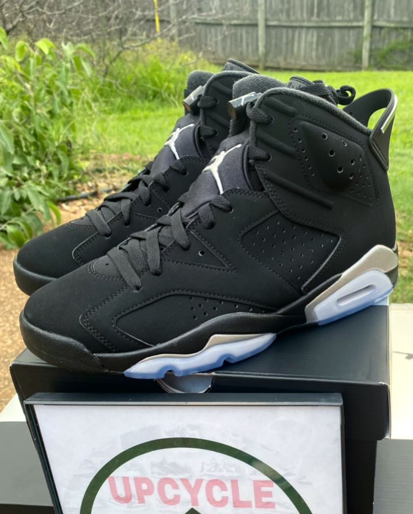 ナイキ エア ジョーダン 6 レトロ メタリックシルバーが国内11月23日に