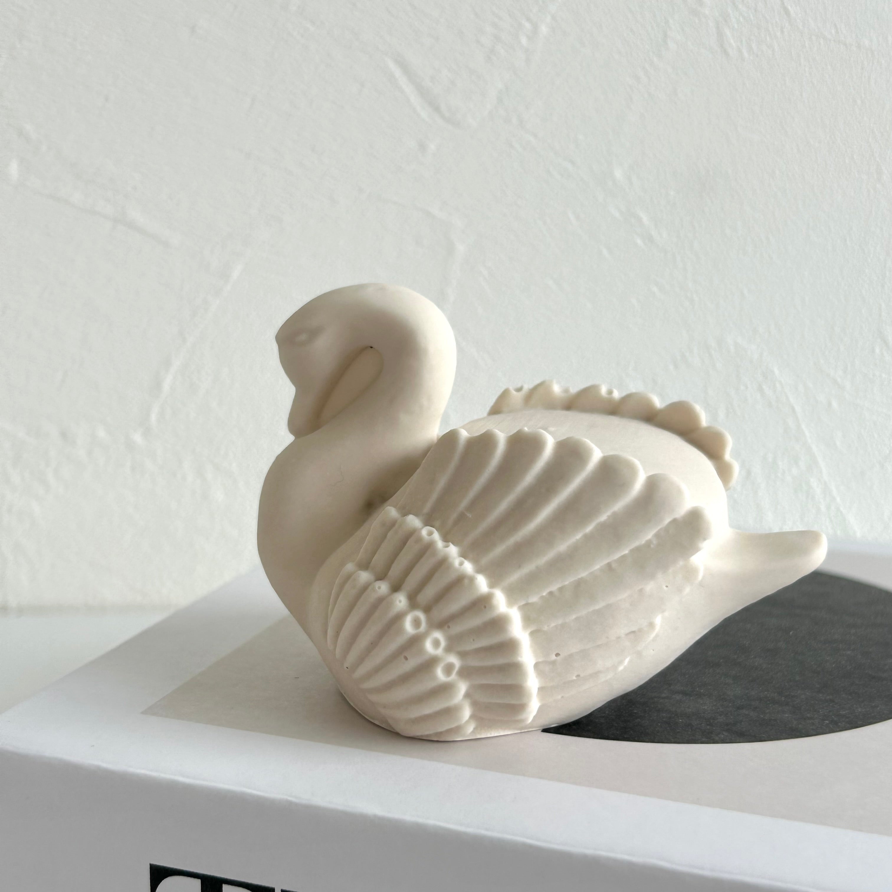 SWAN – Shoe Spring HOME