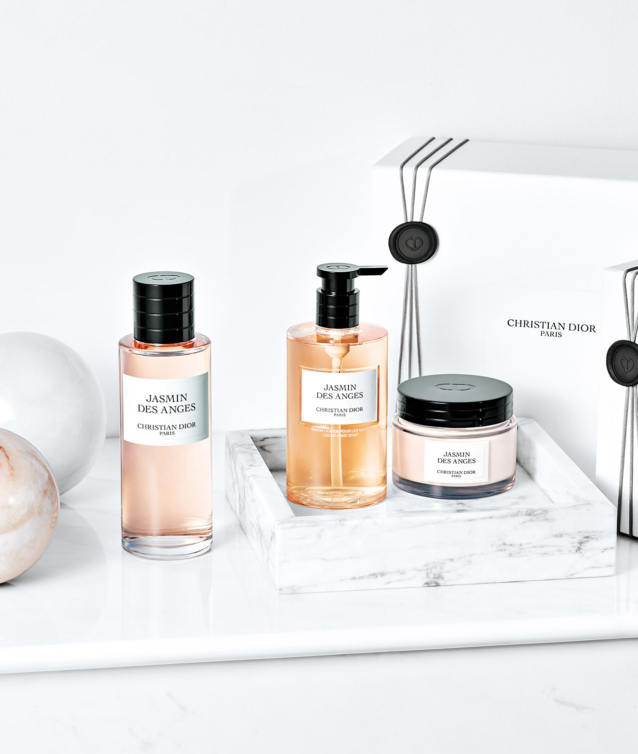 メゾン クリスチャン ディオール」で香りが紡ぐ上質な人生を！