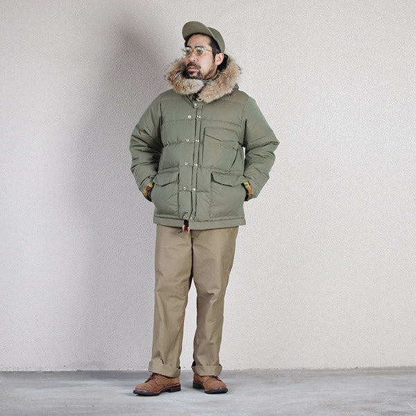 SASQUATCH DOWN JACKET / YARN-DYED KHAKI GREEN — SPEEDWAY