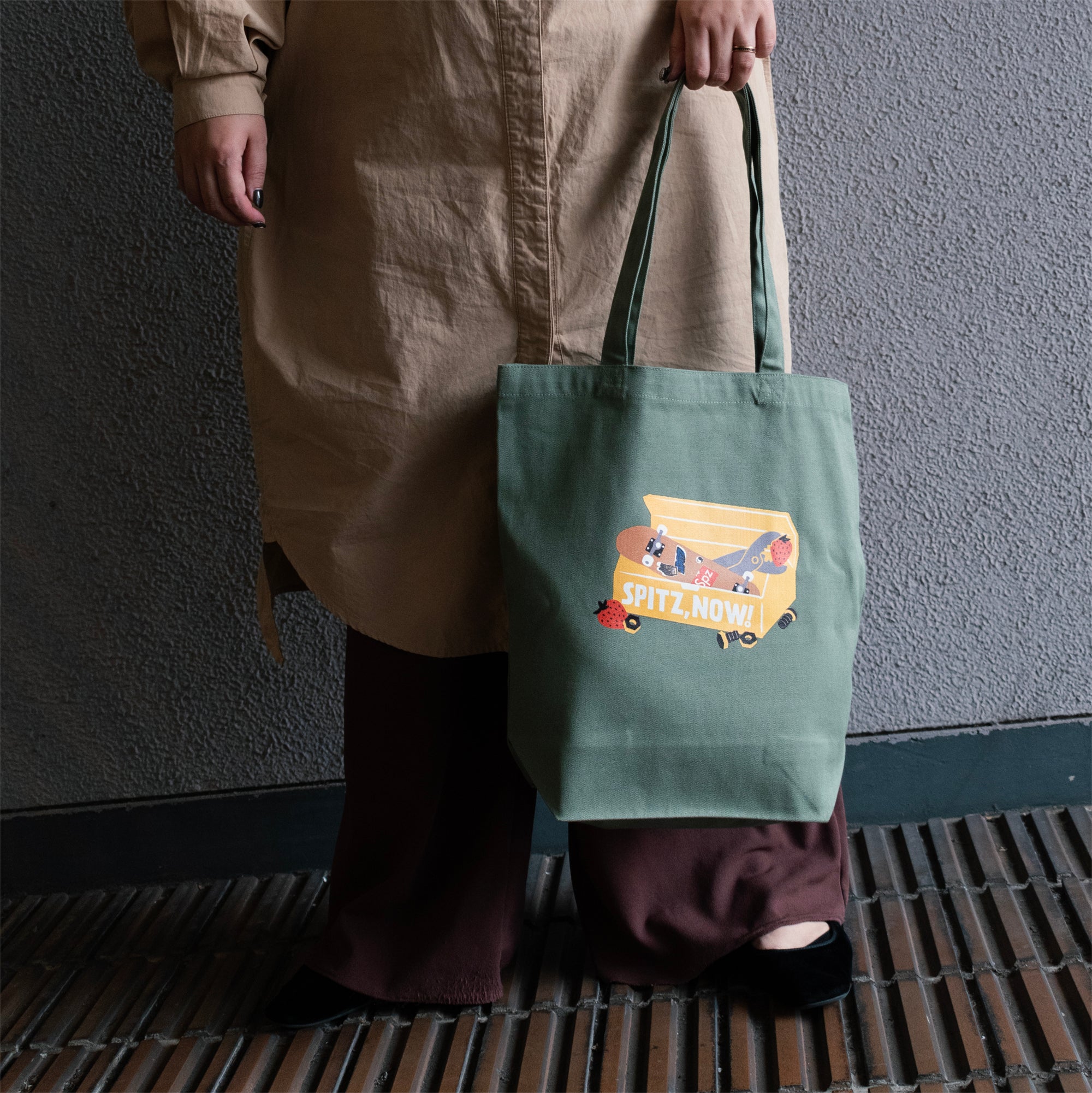 工具箱トート (カーキ) – SPITZ,NOW! 〜ロック大陸の物語展〜 ONLINE STORE
