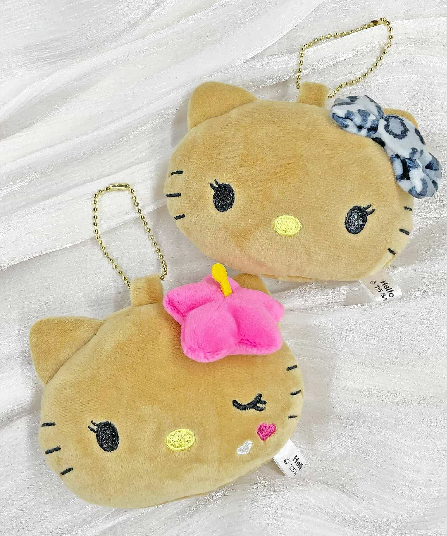 ≪ギャルキティ≫ぬいぐるみミラーキーホルダー/日焼けキティ | SPINNS