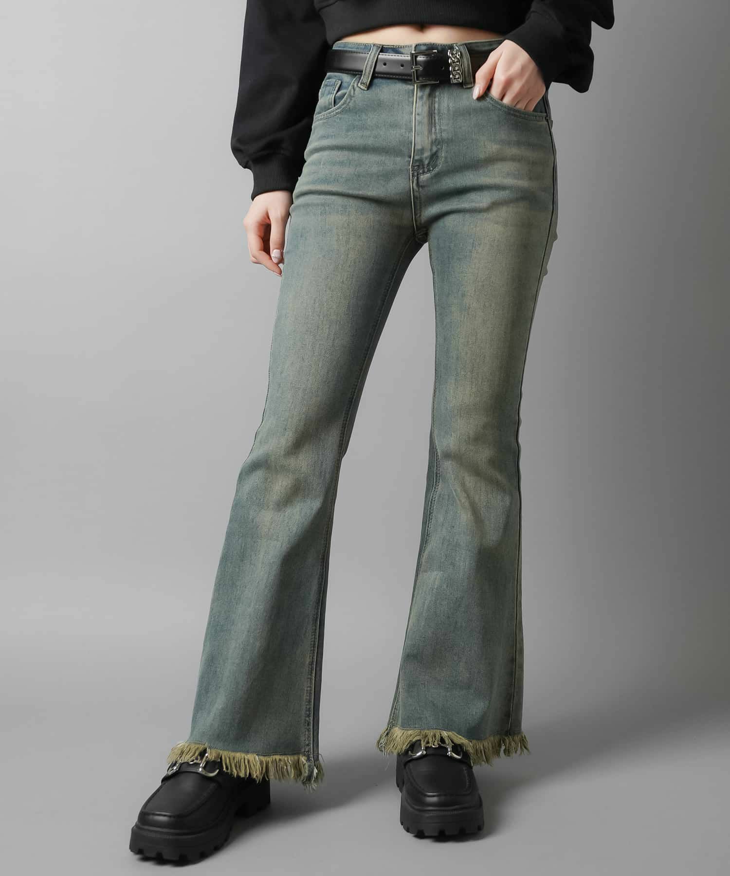 ギャル感全開のデニムフリンジフレアパンツ｜SPINNS(スピンズ)公式通販