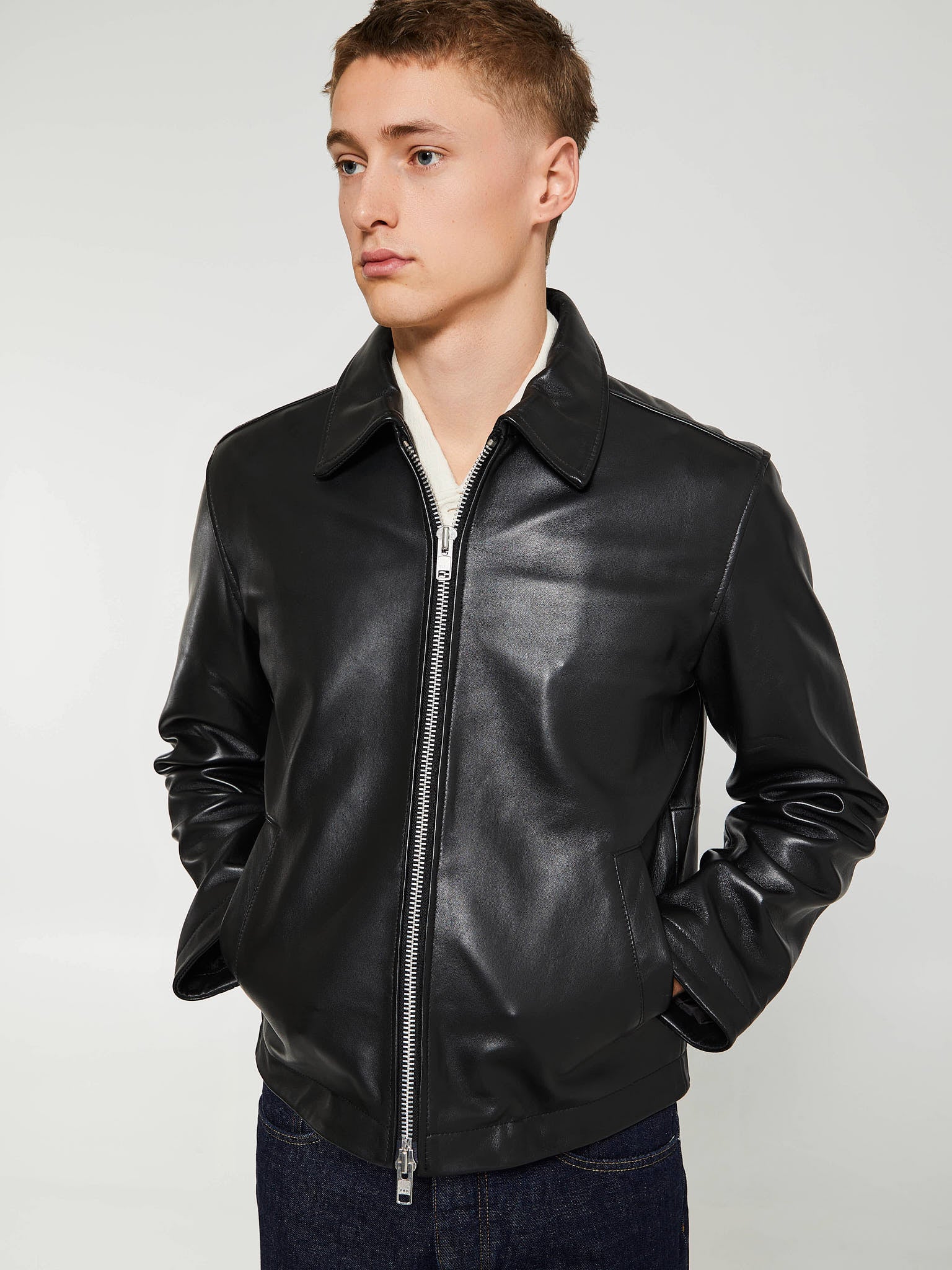 Sunflower - Short Leather Jacket in Black Shine – Stoy