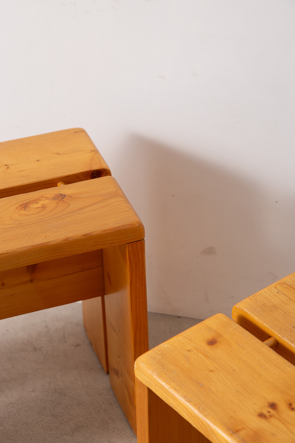 stoop | Stool by Charlotte Perriand for Les Arcs in Pine