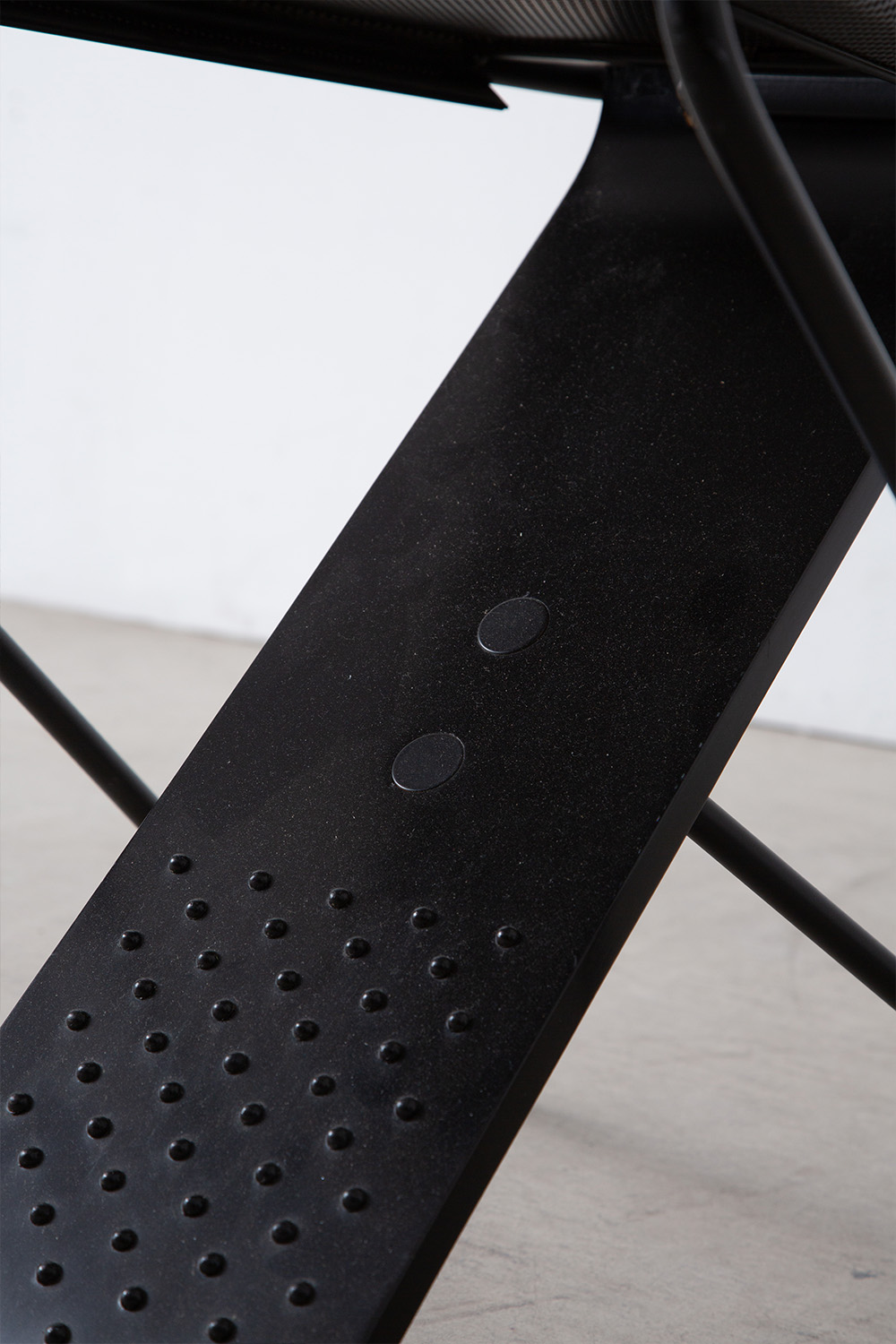 stoop | 'Impronta' Hight Back Chair by Pietro Arosio for Sorgente