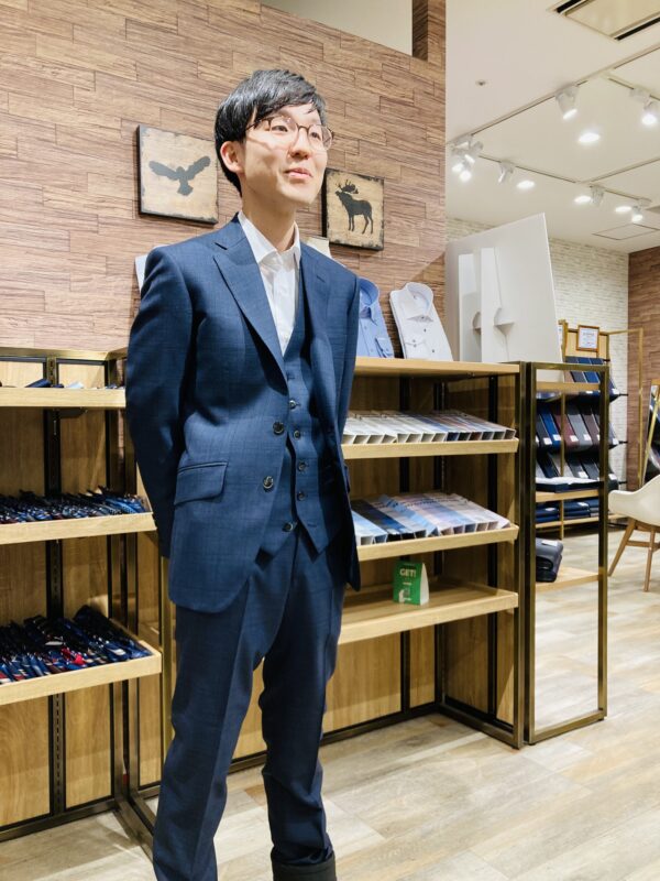 クラシカルで上品なグレンチェックスーツ-札幌駅前通店スーツ