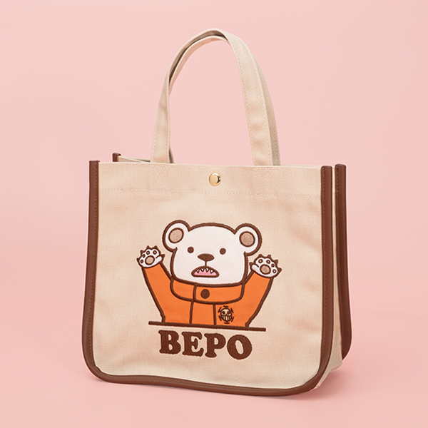 ワンピース】ONE PIECE MUGIWARA STORE HARAJUKU ワッペンミニトート