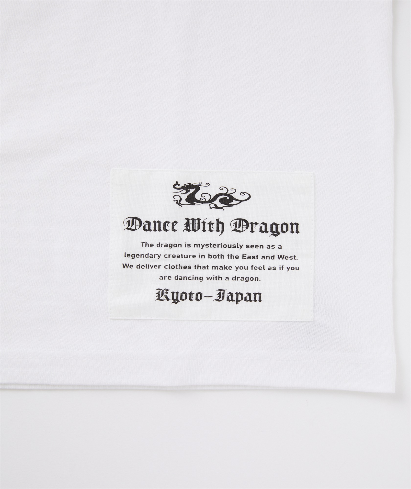 販売店限定】ちびドラレインボーTシャツ | DANCE WITH DRAGON