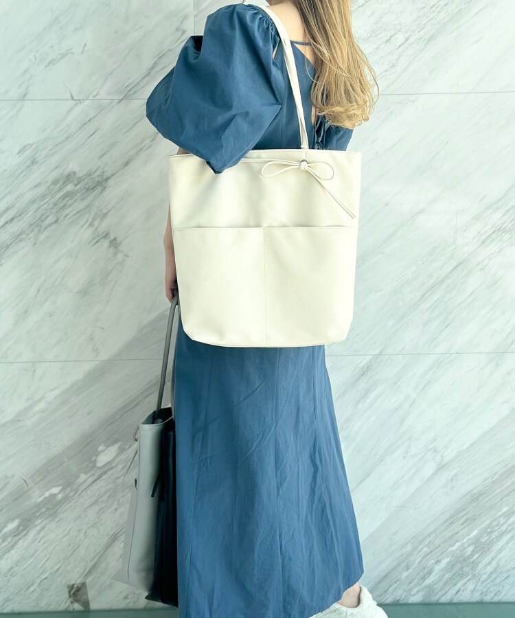 合皮リボンモチーフA4トート（トートバッグ） | Ober Tashe