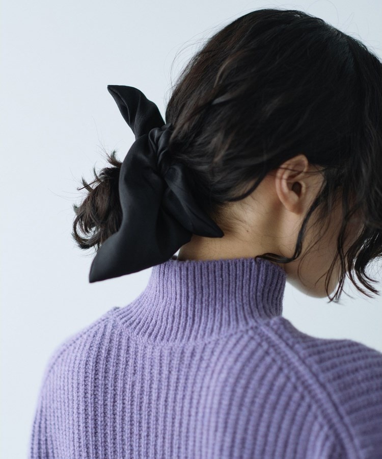 heyep｜Silk Square Medium Scrunchie（ヘッドアクセサリー） | CODE A