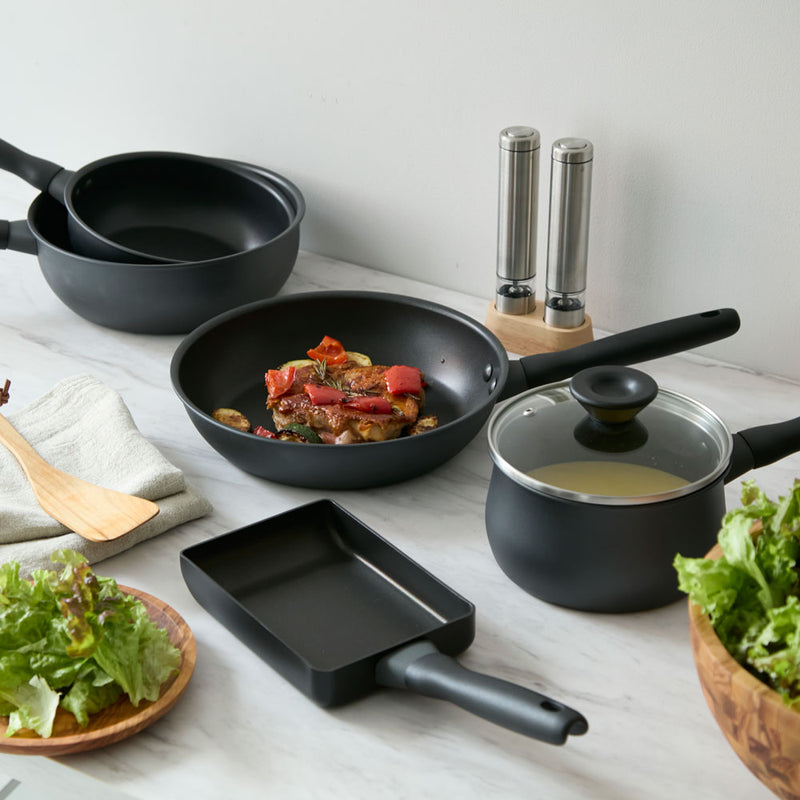 MEYER（マイヤー）ミッドナイト 片手鍋 16cm |キッチン用品通販サイト