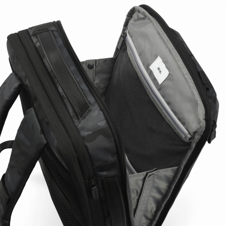 ace.／エース デュアルポーズLTD 迷彩柄 A4ファイル 15.6インチPC 18