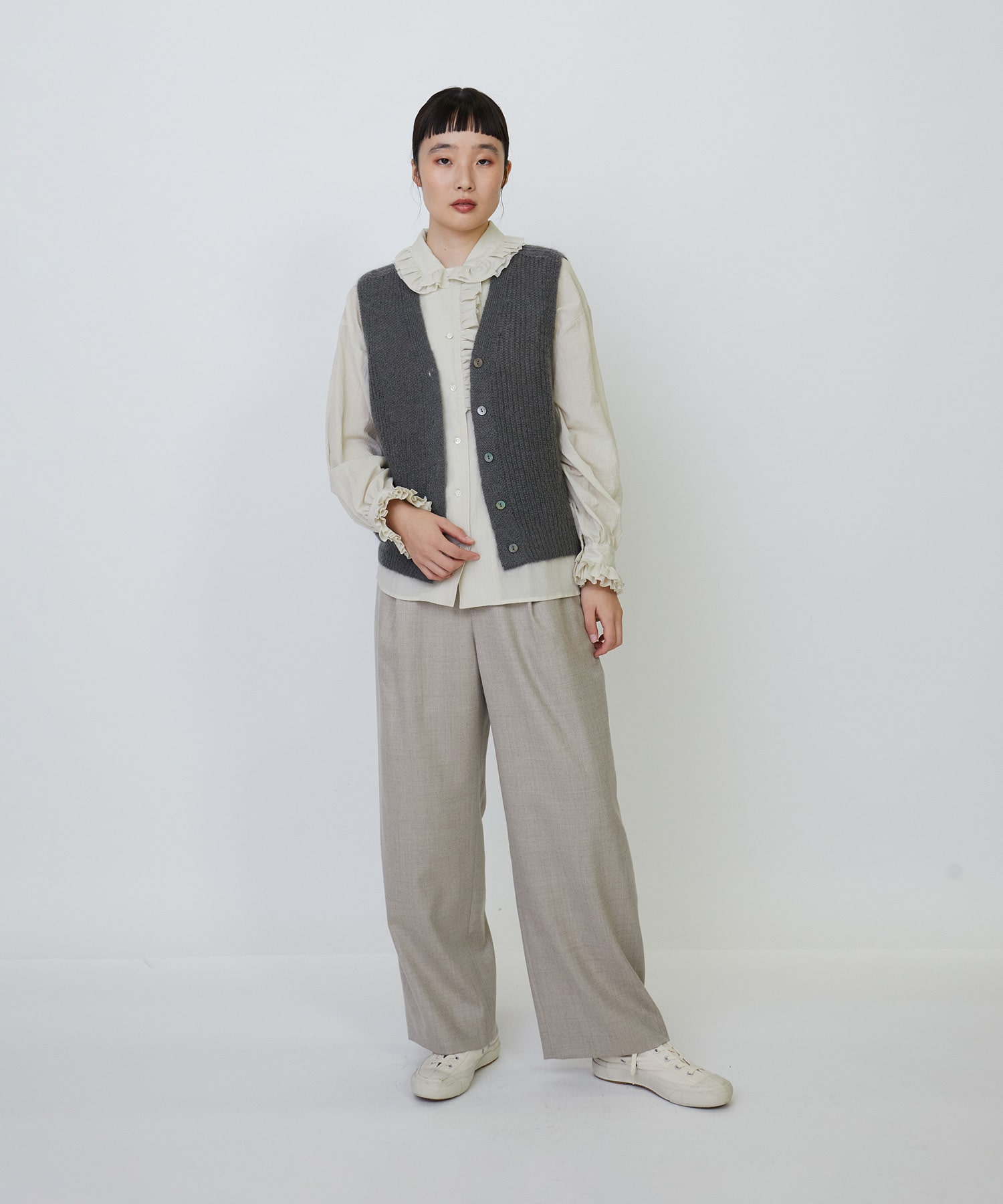 モヘヤ混片畦Vネックベスト｜BIGI online store - ビギ オンラインストア