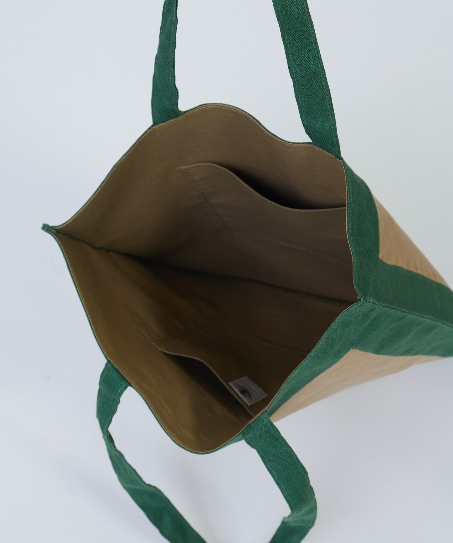 額縁トートバッグ｜BIGI online store - ビギ オンラインストア