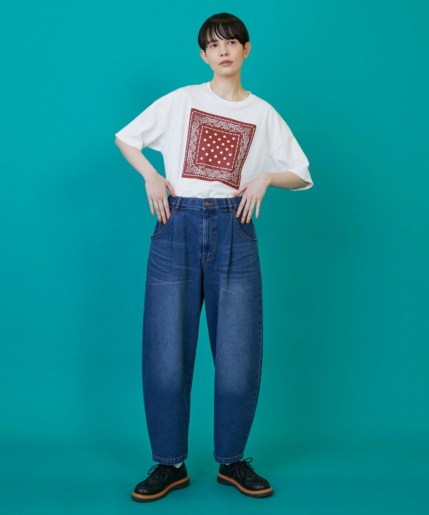 カーブデニム3 パンツ｜BIGI online store - ビギ オンラインストア