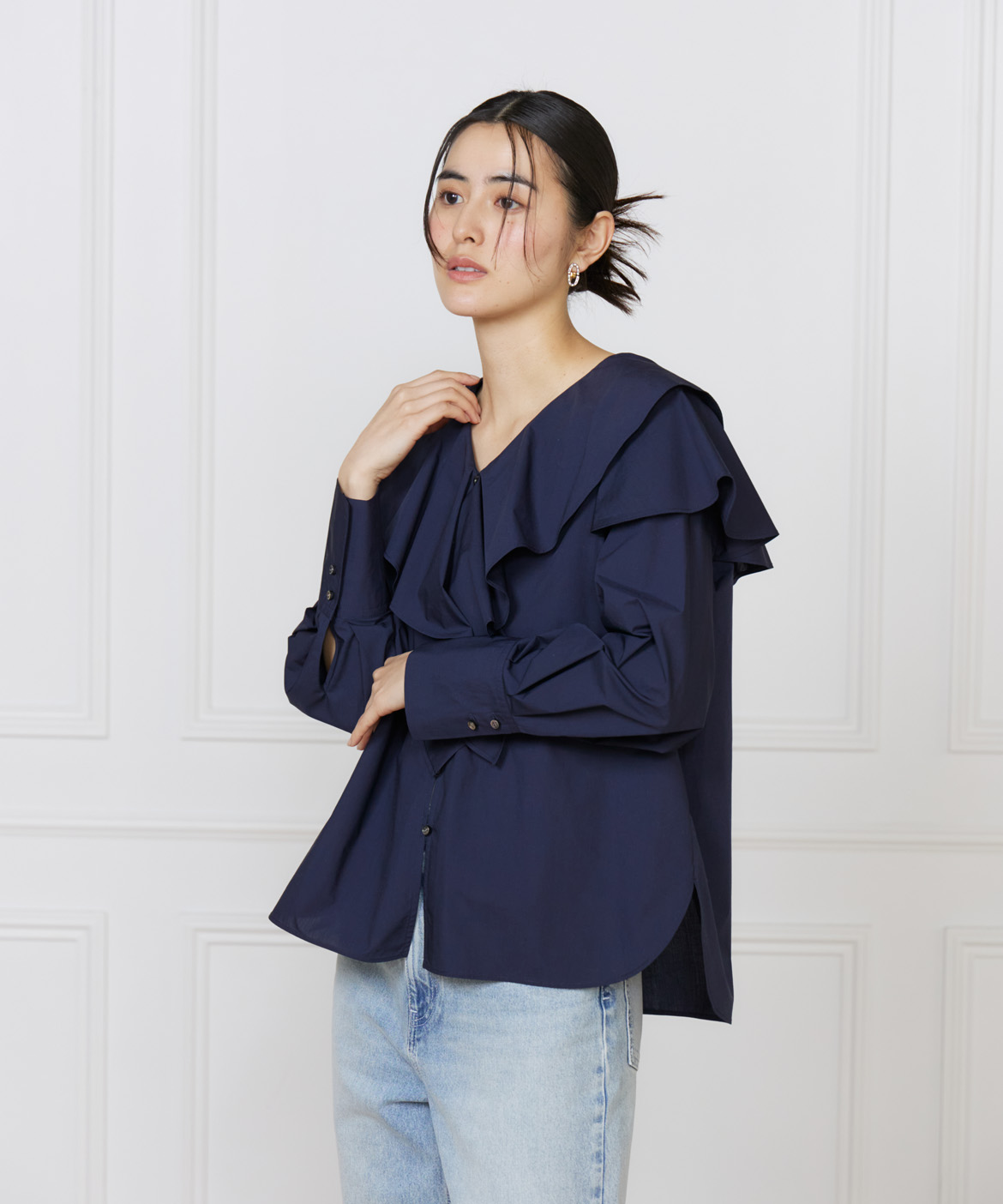 コラボSTORY》フリルシャツ【STORY4月号掲載】｜DAY by DAY It's