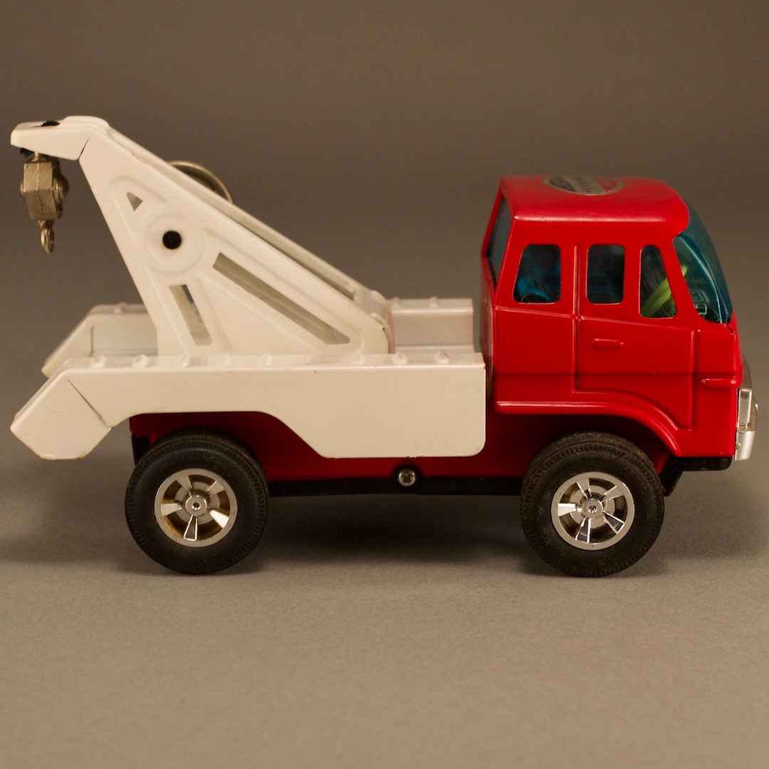 おもちゃ イチコーのレッカー車 - いずみ洋行のストアサイト 通販