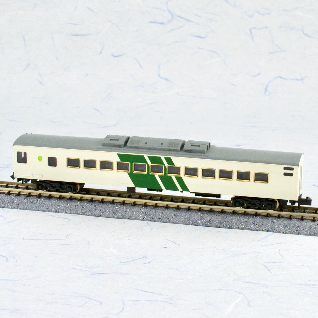 Nゲージ（9mm） KATO（カトー、関水金属） サロ185-6 踊り子号 4063-2